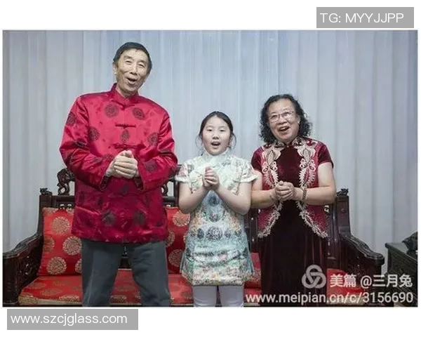 足球明星们送上中文祝福共庆新年愿大家在新的一年里幸福快乐健康平安